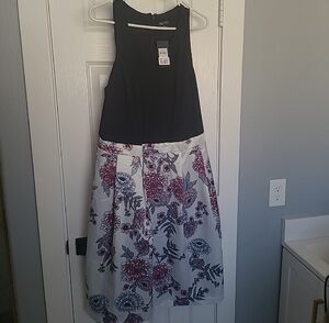 chic Black Bodice with White Floral A-Line Skirt